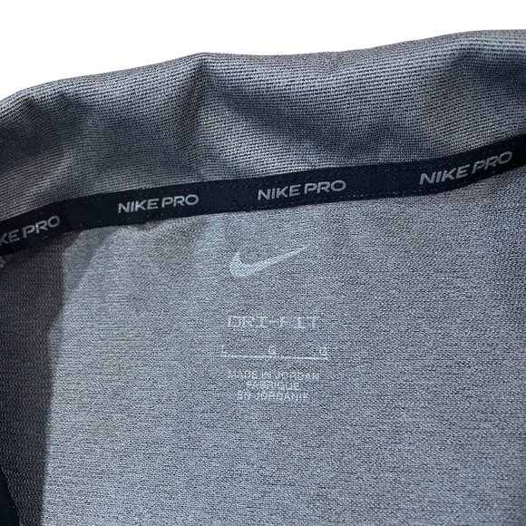 Nike Pro Men's 1/4 Zip Long Sleeve Pullover Athletic Top - Size Large Gray Dri-F - Picture 2 of 5